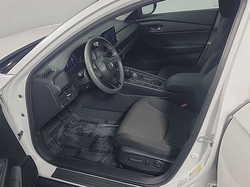 Certified 2026 Honda Accord SE image 17