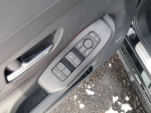 New 2026 Nissan Sentra SR w/ SR Premium Package image 12