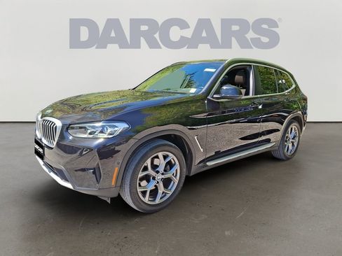 Certified 2024 BMW X3 xDrive30i w/ Premium Package AWD/4WD image 3
