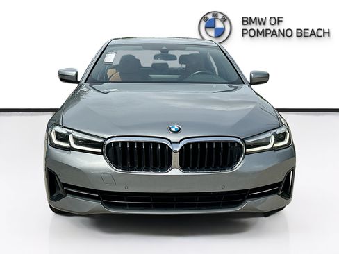 Certified 2023 BMW 540i w/ Convenience Package RWD image 2
