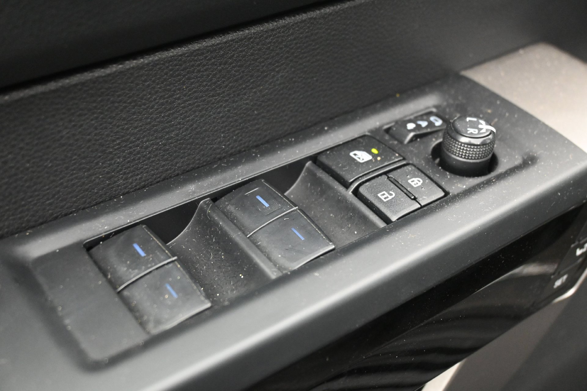 Used 2022 Toyota Tundra Limited AWD/4WD image 18