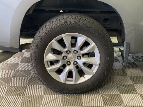 Used 2020 Chevrolet Silverado 1500 Custom AWD/4WD image 18