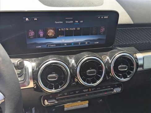 New 2026 Mercedes-Benz GLB 250 image 11