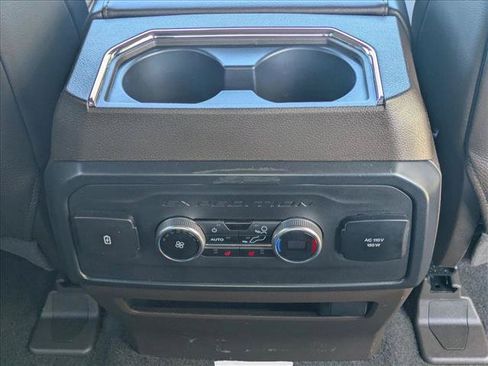 Used 2024 Ford Expedition King Ranch RWD image 18