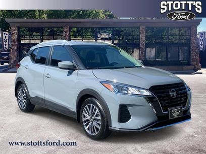 Used 2023 Nissan Kicks SV