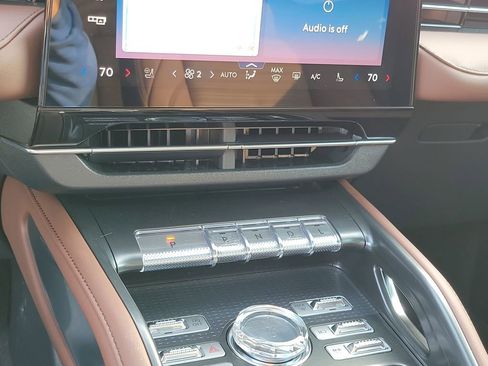 New 2026 Lincoln Nautilus Reserve image 28