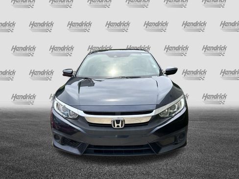 Used 2018 Honda Civic EX image 3