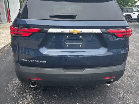 Used 2022 Chevrolet Traverse LS AWD/4WD image 4