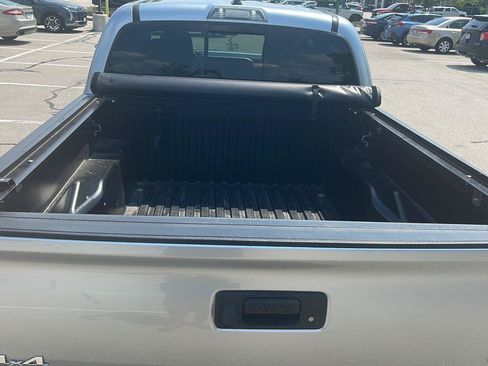 Used 2023 Toyota Tacoma SR5 AWD/4WD image 22
