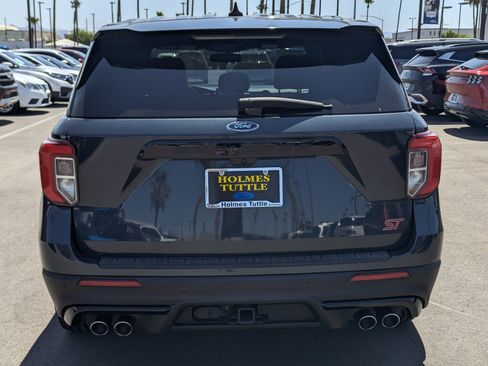 Used 2022 Ford Explorer ST w/ Equipment Group 401A RWD image 3
