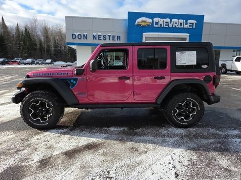 Used 2022 Jeep Wrangler Unlimited Rubicon 4xe w/ Dual Top Group image 87