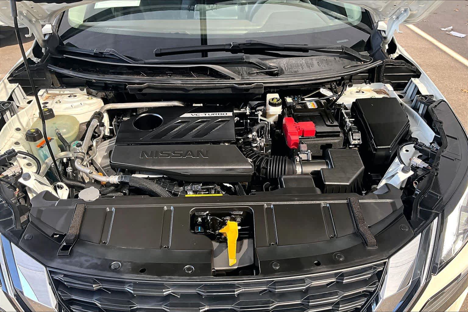 Certified 2023 Nissan Rogue SV FWD image 31
