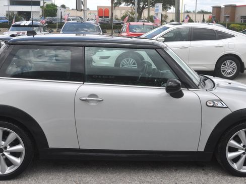 Used 2013 MINI Cooper S FWD image 13