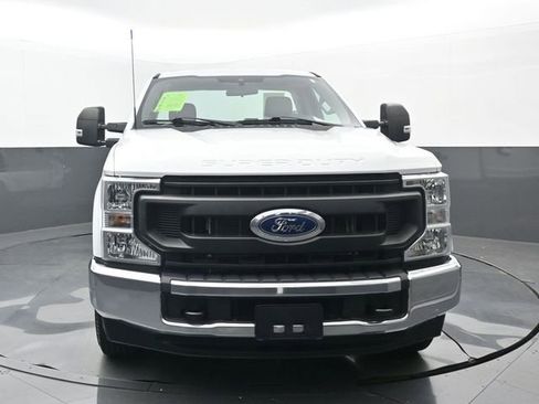 Used 2022 Ford F250 XL w/ Power Equipment Group image 16