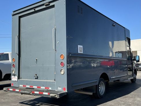 Used 2021 Ford Transit 350 Base image 6