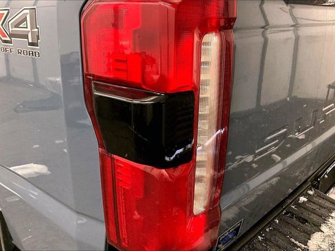 Used 2023 Ford F250 Lariat w/ Lariat Ultimate Package image 28