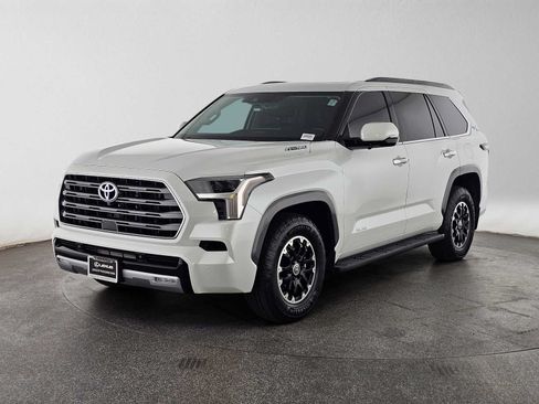 Used 2023 Toyota Sequoia Limited w/ TRD Off-Road Package AWD/4WD image 7