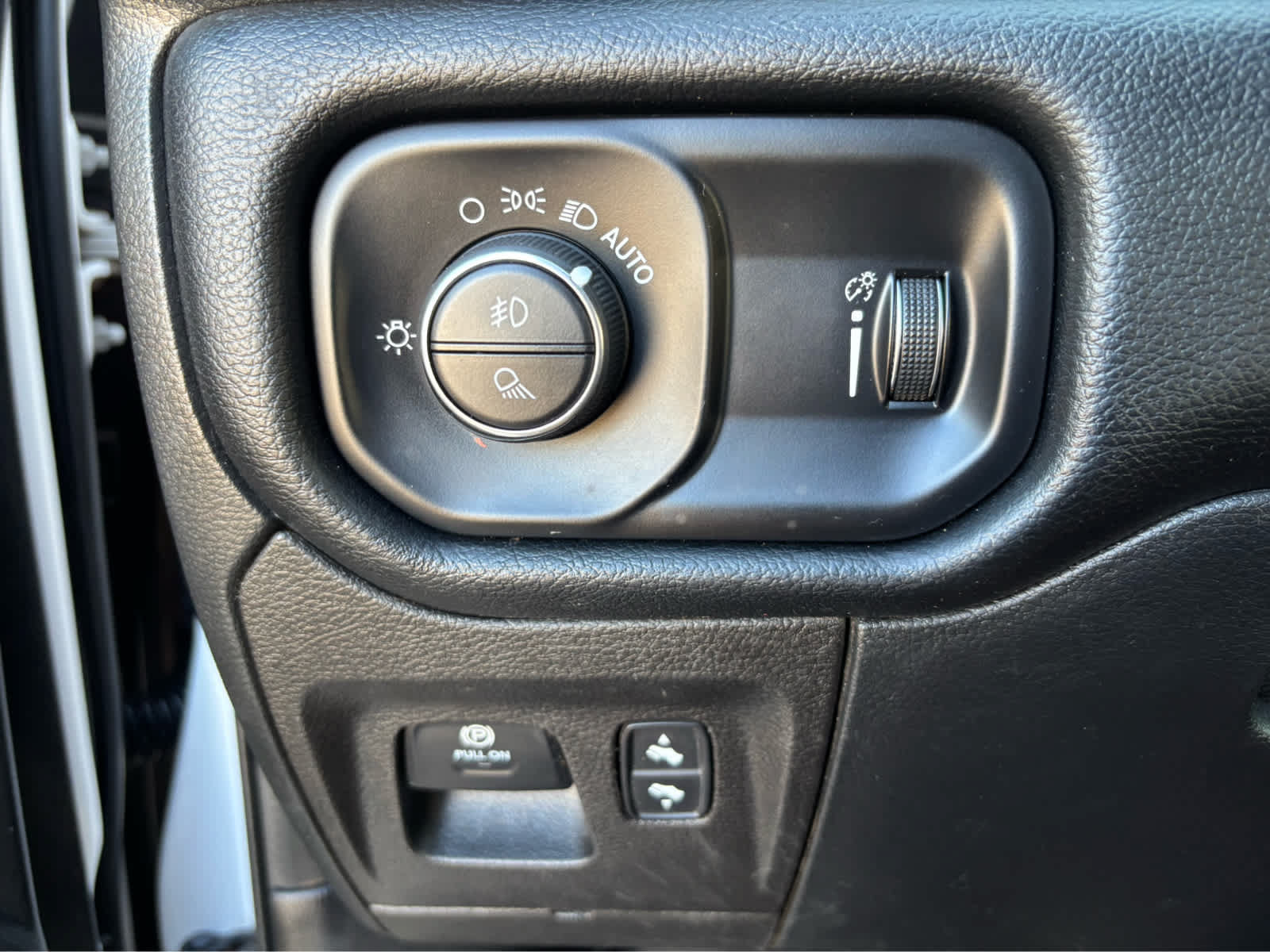 Used 2021 RAM 1500 Rebel w/ Rebel Level 2 Equipment Group AWD/4WD image 21