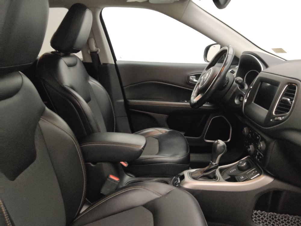 Used 2018 Jeep Compass Latitude w/ Popular Equipment Group AWD/4WD image 21