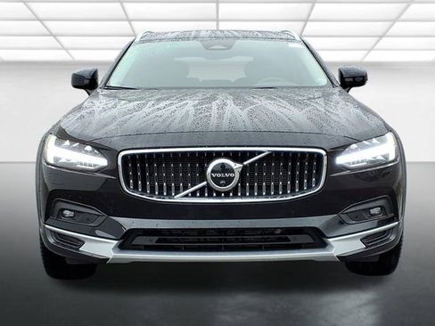 Used 2023 Volvo V90 B6 Cross Country Plus AWD/4WD image 10