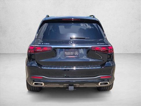 New 2026 Mercedes-Benz GLS 580 4MATIC image 6