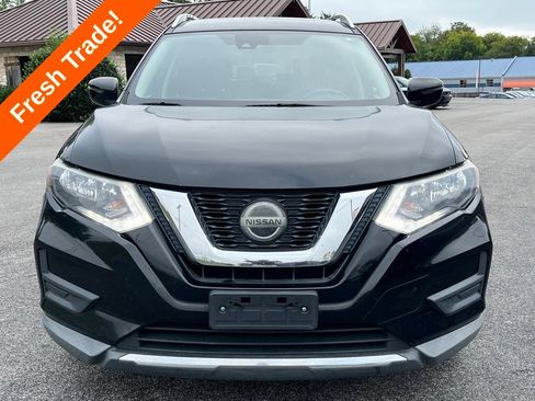 Used 2019 Nissan Rogue SV FWD image 2