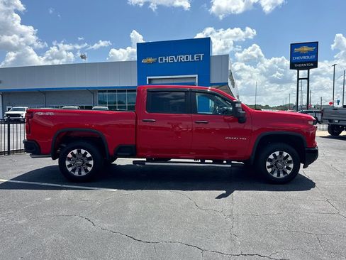 Used 2024 Chevrolet Silverado 2500 Custom w/ Custom Convenience Package AWD/4WD image 5