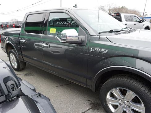 Used 2020 Ford F150 Platinum w/ Equipment Group 701A Luxury AWD/4WD image 10
