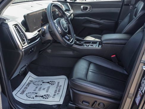 Certified 2024 Kia Sorento X-Line EX AWD/4WD image 18