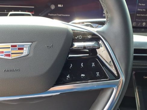 Certified 2025 Cadillac Escalade Sport w/ Touring Package AWD/4WD image 28