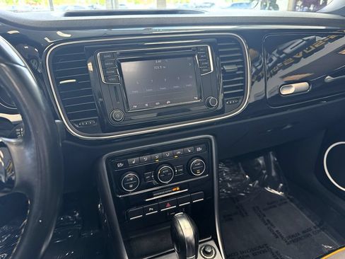 Used 2017 Volkswagen Beetle 1.8T Dune FWD image 25
