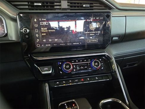 Certified 2025 GMC Sierra 1500 Denali w/ Denali Reserve Package image 11