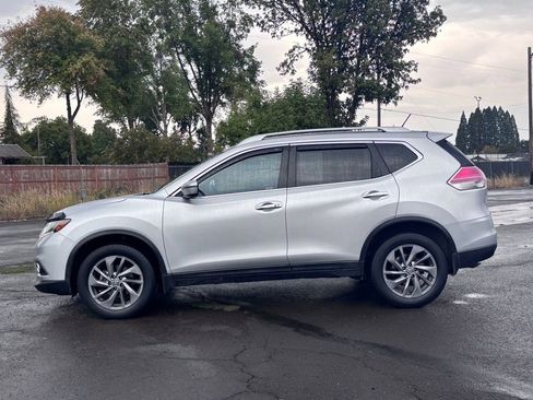 Used 2016 Nissan Rogue SL image 5