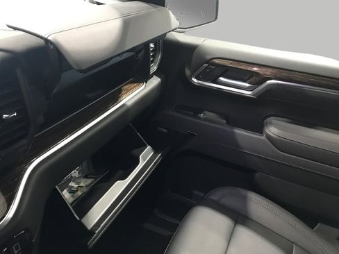 Used 2026 GMC Sierra 1500 Elevation w/ Elevation Premium Package image 32