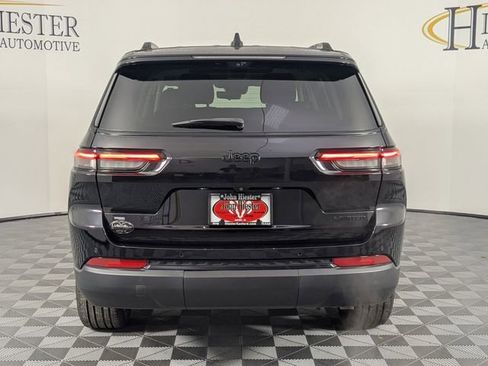 Used 2023 Jeep Grand Cherokee L Limited w/ Luxury Tech Group II image 6