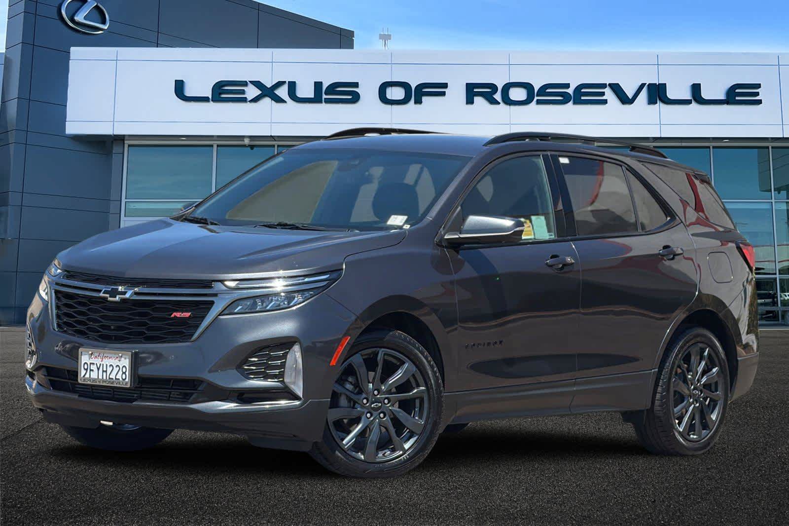 Used 2022 Chevrolet Equinox RS w/ Infotainment Package FWD image 1