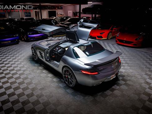 Used 2015 Mercedes-Benz SLS AMG GT Final Edition image 91