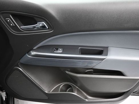 Used 2020 Chevrolet Colorado Z71 w/ Z71 Midnight Edition image 43