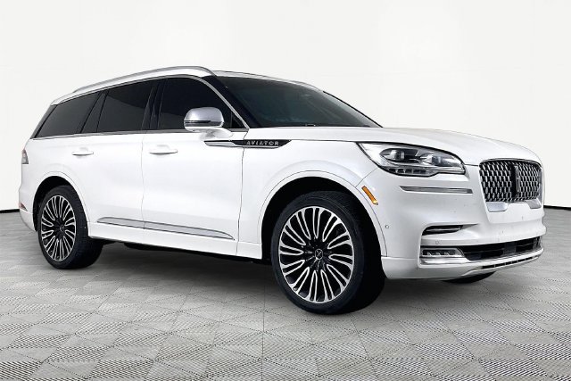Used 2020 Lincoln Aviator Black Label w/ Dynamic Handling Package AWD/4WD image 2