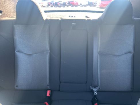 Used 2014 Dodge Avenger SE image 24