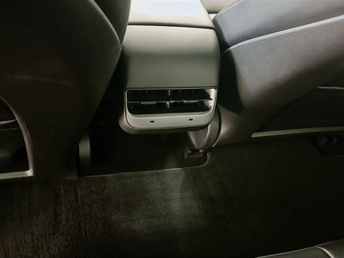 Used 2022 Tesla Model 3 Long Range image 29