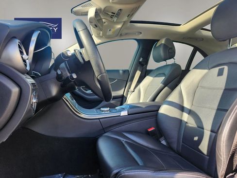 Used 2017 Mercedes-Benz C 300 4MATIC Sedan image 10