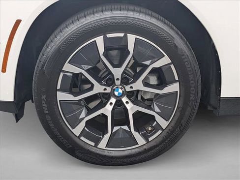 Used 2025 BMW X3 xDrive30i w/ Convenience Package image 24