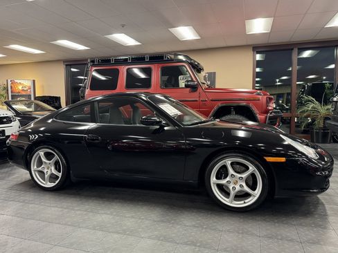 Used 2003 Porsche 911 Carrera image 19