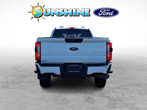 Used 2023 Ford F250 XL w/ STX Appearance Package AWD/4WD image 5