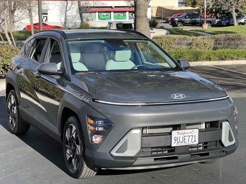 Used 2024 Hyundai Kona SEL image 73