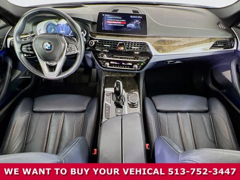 Used 2018 BMW 530e xDrive image 19