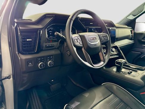 Used 2025 GMC Sierra 1500 AT4X AWD/4WD image 10