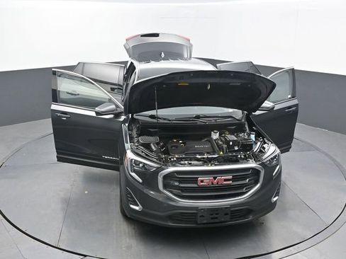 Used 2018 GMC Terrain SLE image 8