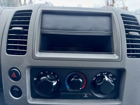 Used 2016 Nissan Frontier S image 20